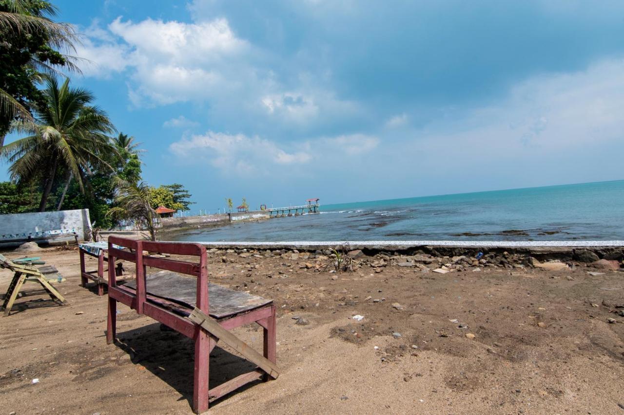 Oyo 3050 Hotasi Seaview Syariah Hotel Anyer Exterior photo