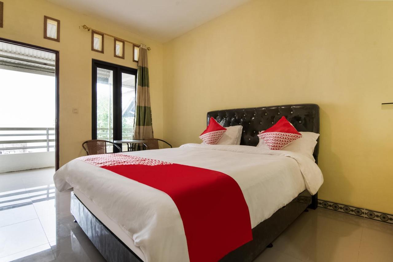 Oyo 3050 Hotasi Seaview Syariah Hotel Anyer Exterior photo